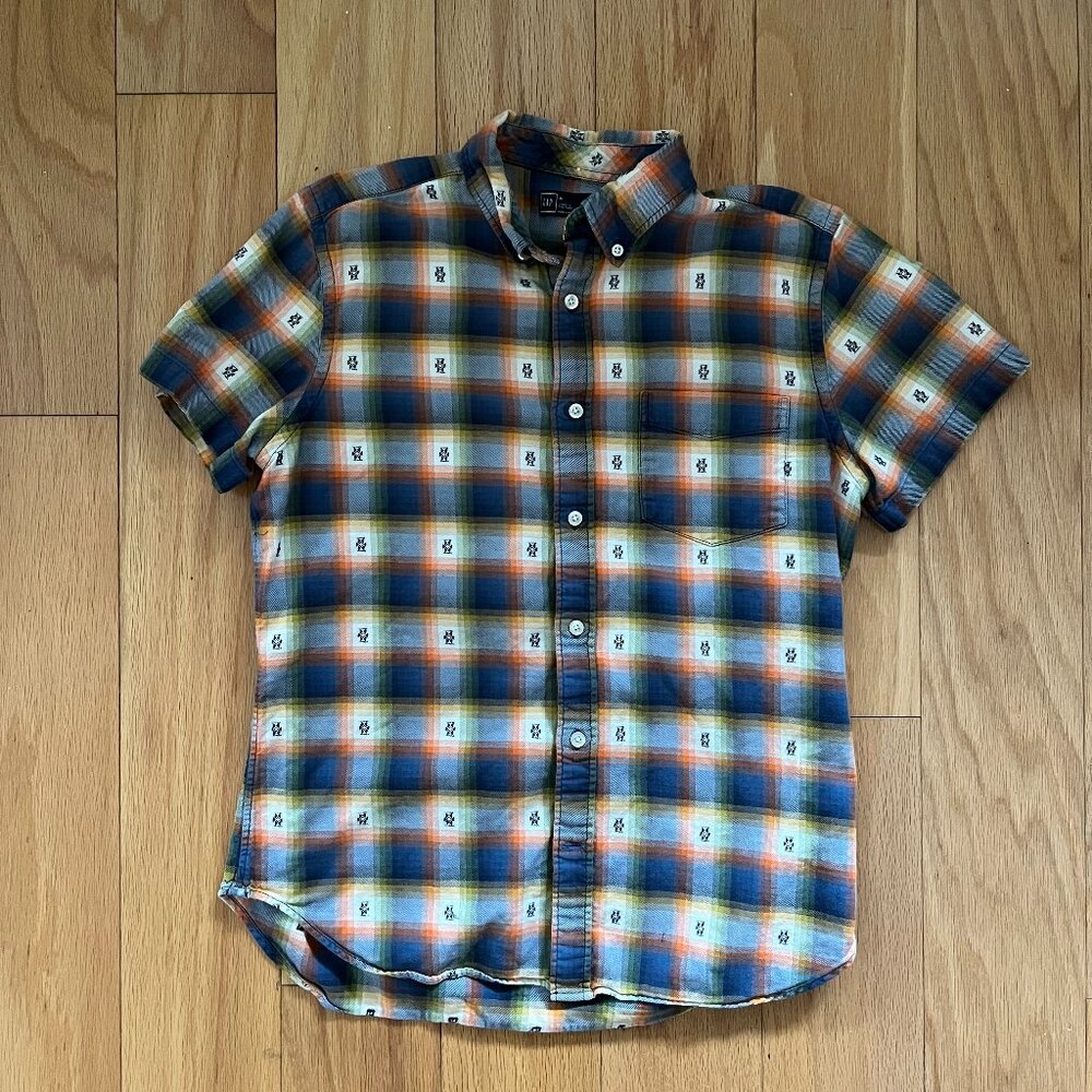 GAP Short Sleeve Shirt